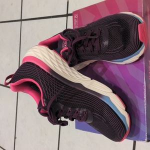 Skechers Ortho Max Cushioning Tennis shoes Pink/Purple